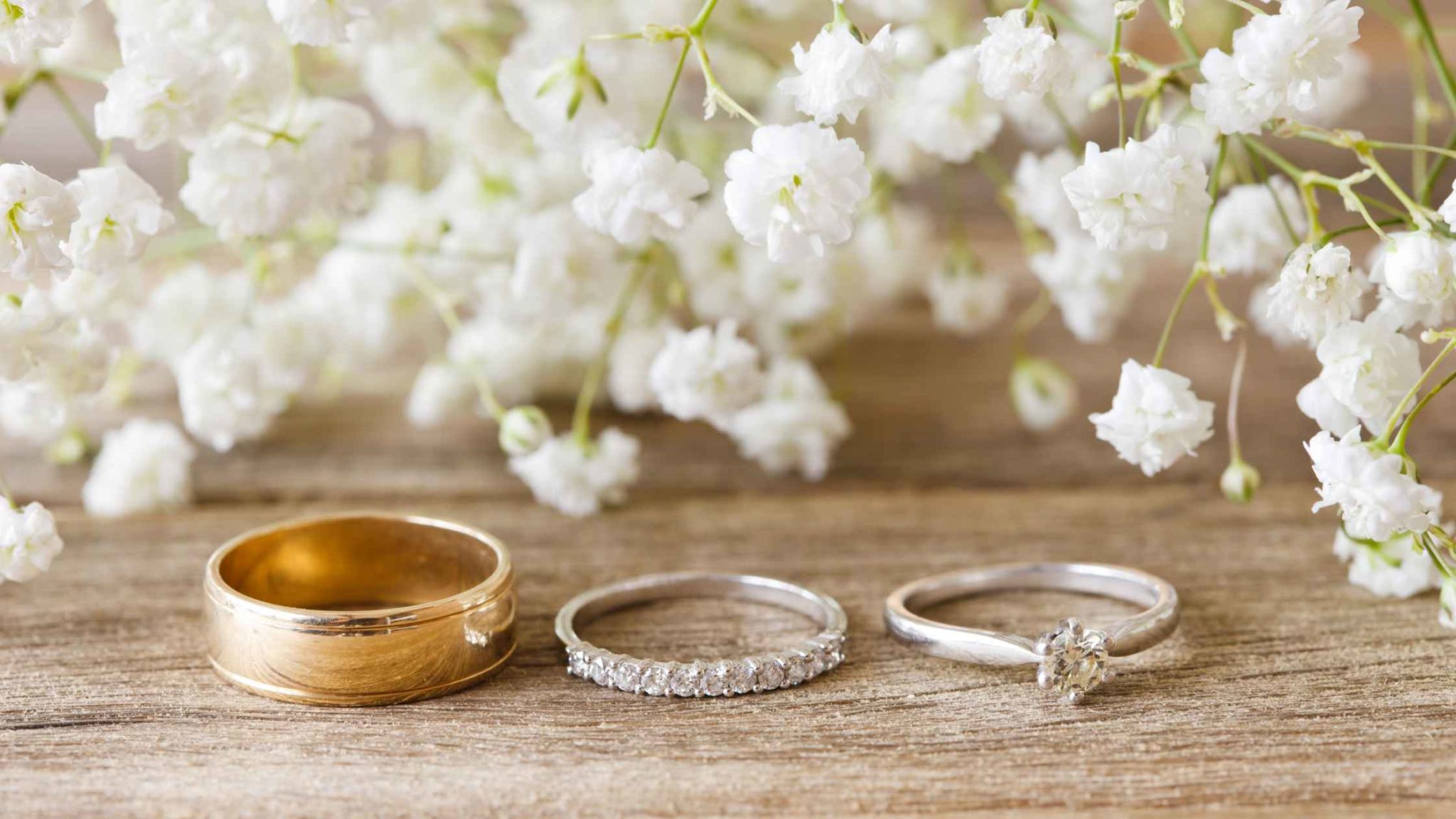 Bague de fiançailles ou de mariage. Laquelle choisir pour sa demande