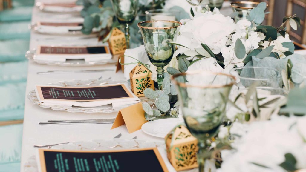 Décoration et plantes pour table de mariage